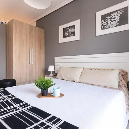 Amplio Y Moderno Junto A La Playa De Apartment